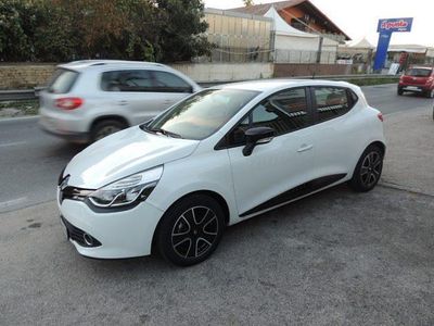 Usata Renault Clio IV 75 CV (55 kW) 2013 Bianco Berlina