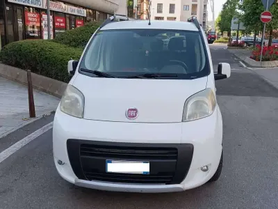 Usata Fiat Qubo Trekking 95 CV (69 kW) 2015 Bianco Monovolume