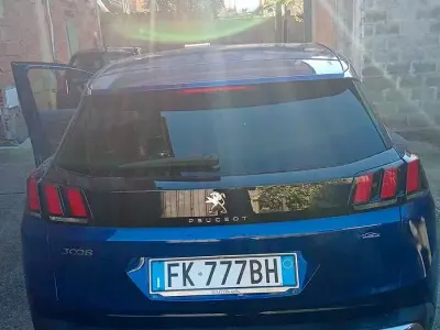 Usata Peugeot 3008 150 CV (110 kW) 2017 Berlina