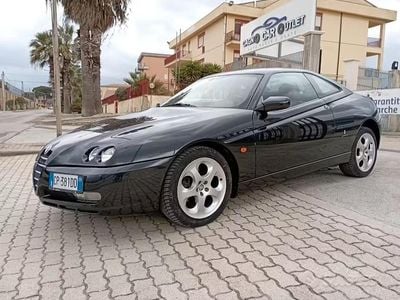 Usata Alfa Romeo GTV 165 CV (121 kW) 2004 Nero Coupé