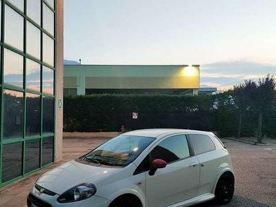 Usata 2011 Abarth Punto Utilitaria | 10.000 €