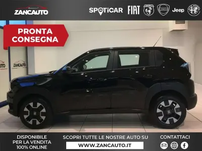 Nuova Fiat Grande Panda Icon 101 CV (74 kW) 2026 Nero Utilitaria