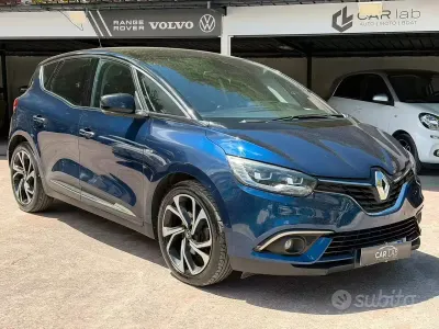Usata Renault Scénic Bose Edition 110 CV (80 kW) 2017 Bluazzurro Monovolume
