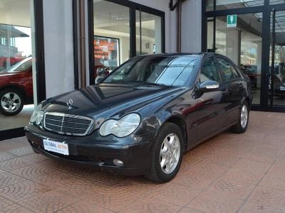 Mercedes C200
