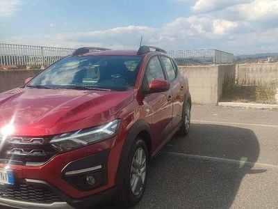 Usata Dacia Sandero Stepway 101 CV (74 kW) 2023 Rosso Monovolume