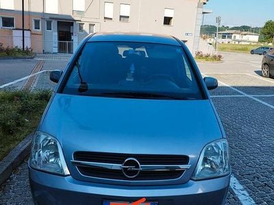 Occasion Opel Meriva 101 ch (74 kW) 2004 Gris Monospace