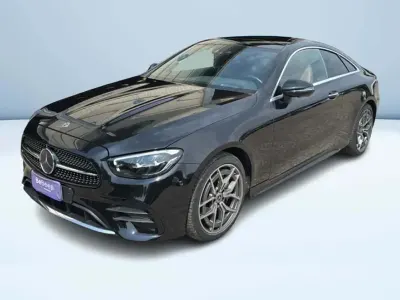 Usata Mercedes 300 Premium 265 CV (194 kW) 2022 Grigio Coupé