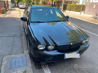 Usata Jaguar X-type 130 CV (95 kW) 2005 Nero Station wagon
