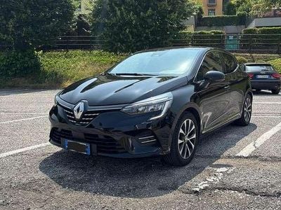Usata Renault Clio V Techno 145 CV (106 kW) 2023 Nero Berlina