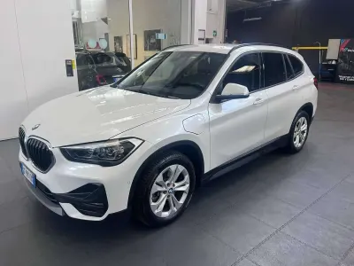 Usata BMW X1 Advantage 125 CV (91 kW) 2021 Bianco SUV