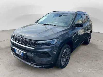 Usata Jeep Compass Summit 131 CV (96 kW) 2025 Grigio SUV