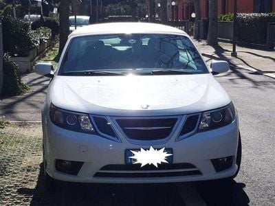 Begagnad Saab 9-3 Cabriolet Linear 160 HK (117 kW) 2011 Vit Cab