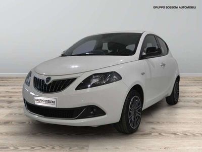 usata Lancia Ypsilon 1.0 firefly hybrid 70cv gold