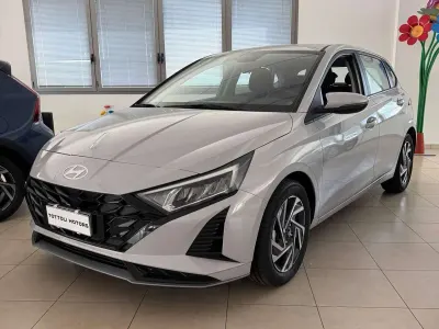 Usata Hyundai i20 84 CV (61 kW) 2024 Grigio Utilitaria