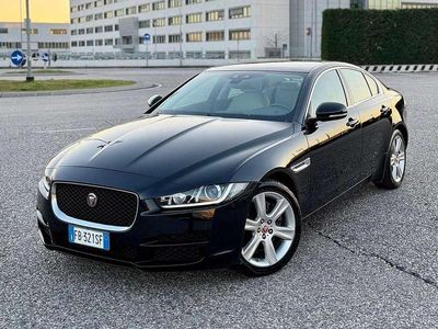 Nero Usata 2015 Jaguar XE Business Edition Berlina | 10.900 € (Buon prezzo)