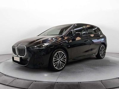 Usata BMW 218 Active Tourer M Sport 204 CV (150 kW) 2025 Black sapphire / metallizzato Monovolume