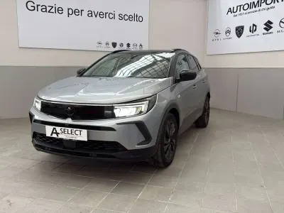 Usata Opel Grandland X GS Line 131 CV (96 kW) 2022 Grigio SUV