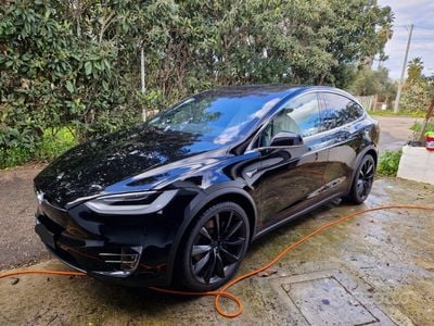 Usata Tesla Model X Long Range AWD 397 kW (541 CV) 2020 Nero SUV