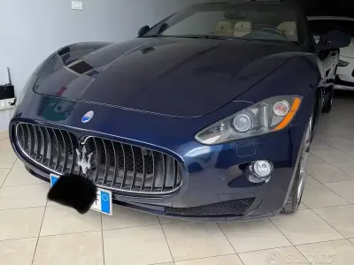 Usata Maserati GranCabrio 439 CV (322 kW) 2012 Blu Cabrio