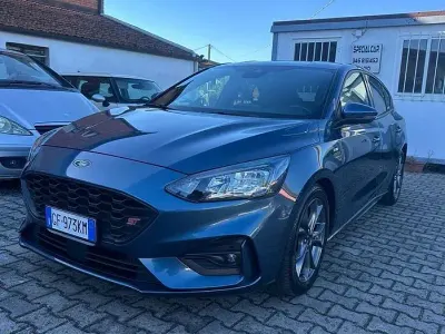 Gebraucht Ford Focus ST-Line 120 PS (88 kW) 2021 Blau Limousine