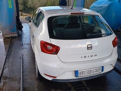 Usata Seat Ibiza Reference 75 CV (55 kW) 2012 Bianco Utilitaria