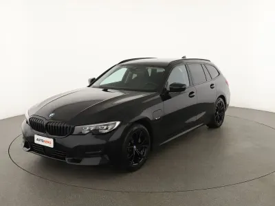 Usata BMW 320e Sport Line 204 CV (150 kW) 2022 Nero Berlina