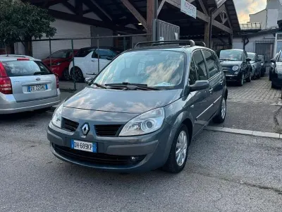 Usata Renault Scenic E-Tech 105 CV (77 kW) 2007 Grigio Monovolume