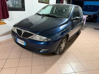 Usata Lancia Ypsilon 2000 Utilitaria