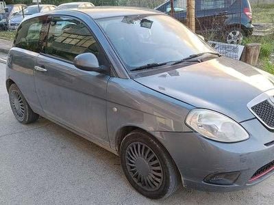 Usata Lancia Ypsilon 60 CV (44 kW) 2010 Utilitaria