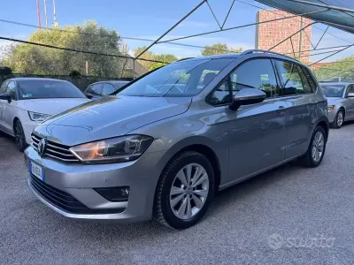 Usata VW Golf Sportsvan Comfortline 110 CV (80 kW) 2015 Grigio Monovolume