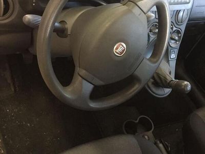 Usata Fiat Panda 69 CV (50 kW) 2011 Bianco Utilitaria