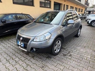 Usata Fiat Sedici Dynamic 107 CV (78 kW) 2009 Grigio scuro SUV