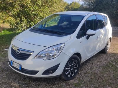 usata Opel Meriva 2011 1400turbo benzina 120 CV