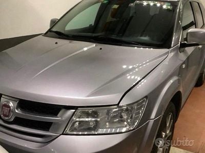 Usata Fiat Freemont Lounge 170 CV (125 kW) 2016 Bianco SUV