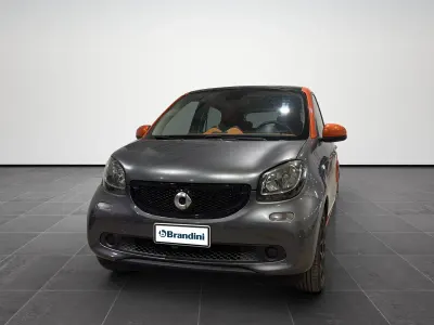 Begagnad Smart ForFour Edition #1 71 HK (52 kW) 2014 Röd Halvkombi