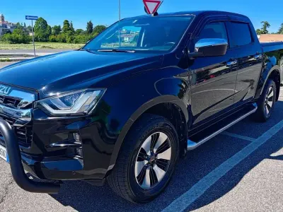 Usata Isuzu D-Max 163 CV (119 kW) 2021 Pick-up