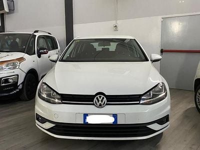 Usata VW Golf VII Trendline 85 CV (62 kW) 2017 Bianco Berlina