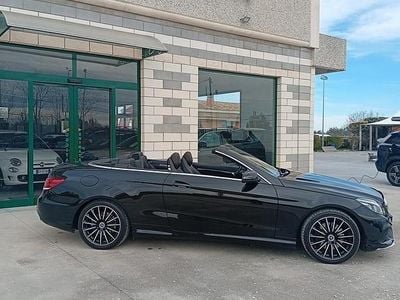 Usata Mercedes E200 Premium 183 CV (134 kW) 2015 Nero Cabrio