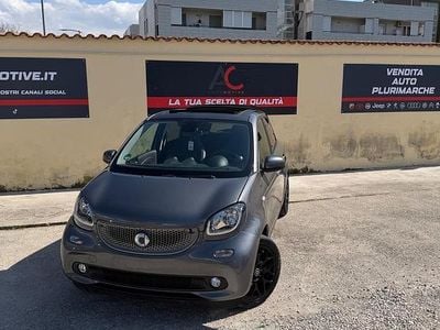 Usata Smart ForFour Prime 90 CV (66 kW) 2016 Grigio Utilitaria