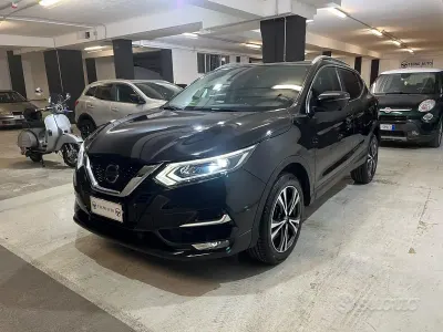 Usata Nissan Qashqai N-Connecta 110 CV (80 kW) 2018 Nero SUV