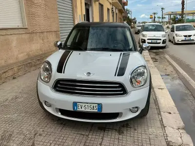 Usata Mini Cooper D Countryman 111 CV (81 kW) 2013 Bianco SUV