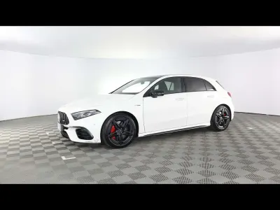 Begagnad Mercedes A45 AMG StreetStyle 421 HK (309 kW) 2024 Vit Sedan