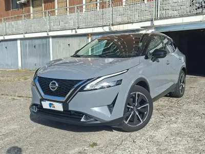 Usata Nissan Qashqai N-Connecta 140 CV (102 kW) 2022 Grigio SUV