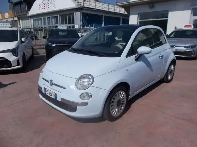 Usata Fiat 500 Lounge 69 CV (50 kW) 2010 Azzurro cuor leggero Utilitaria