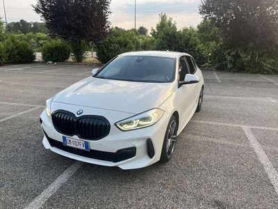 Usata BMW 116 M Sport 116 CV (85 kW) 2023 Bianco Utilitaria