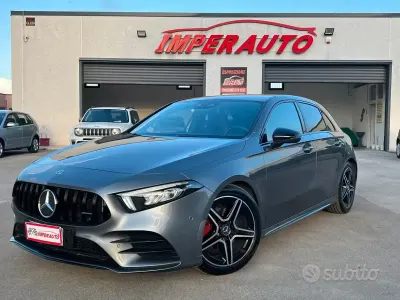 Usata Mercedes A180 Premium 116 CV (85 kW) 2019 Grigio Berlina