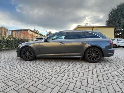 Usata Audi A4 S-Line 150 CV (110 kW) 2019 Grigio Station wagon