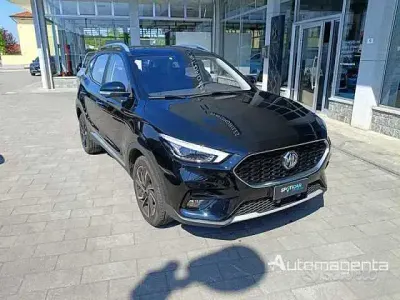 Gebraucht MG ZS Luxury 111 PS (81 kW) 2024 Schwarz SUV
