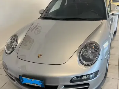Usata Porsche 911 Carrera 325 CV (239 kW) 2007 Grigio Coupé