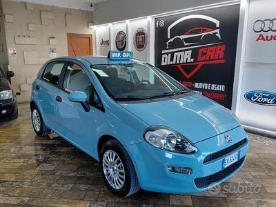 Usata Fiat Punto 77 CV (56 kW) 2014 Blu Utilitaria